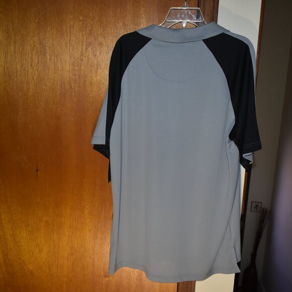 Ultra Club Cool & Dry Golf Dark Gray Short Sleeve Button Up Polo Top NWT - Picture 4 of 5